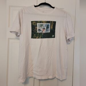 MENS Nike tshirt Size Med